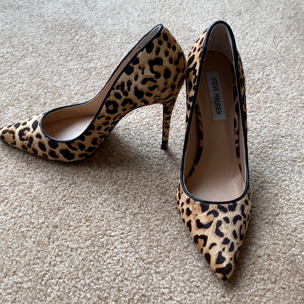 Steve Madden Pumps